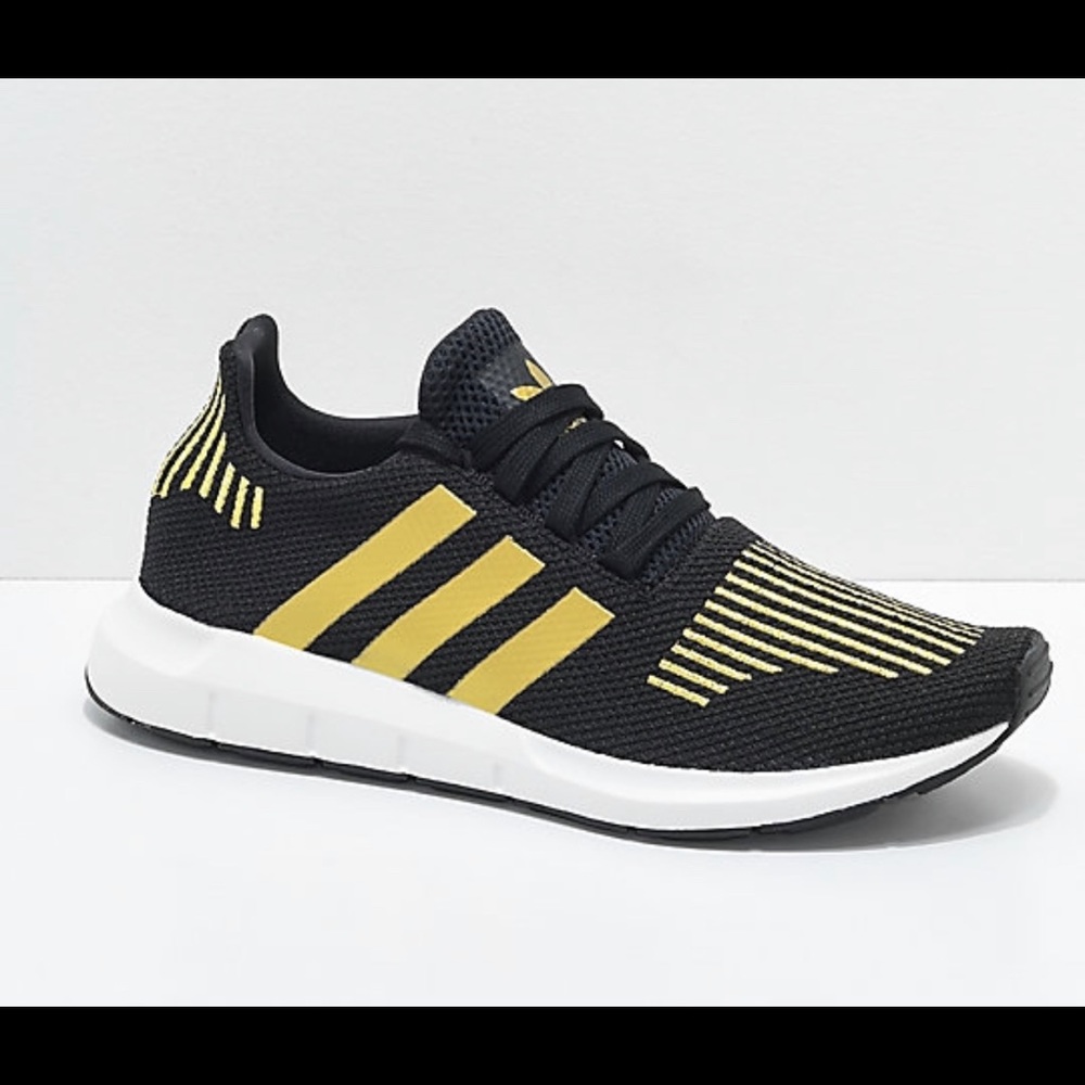 Adidas Swift Run